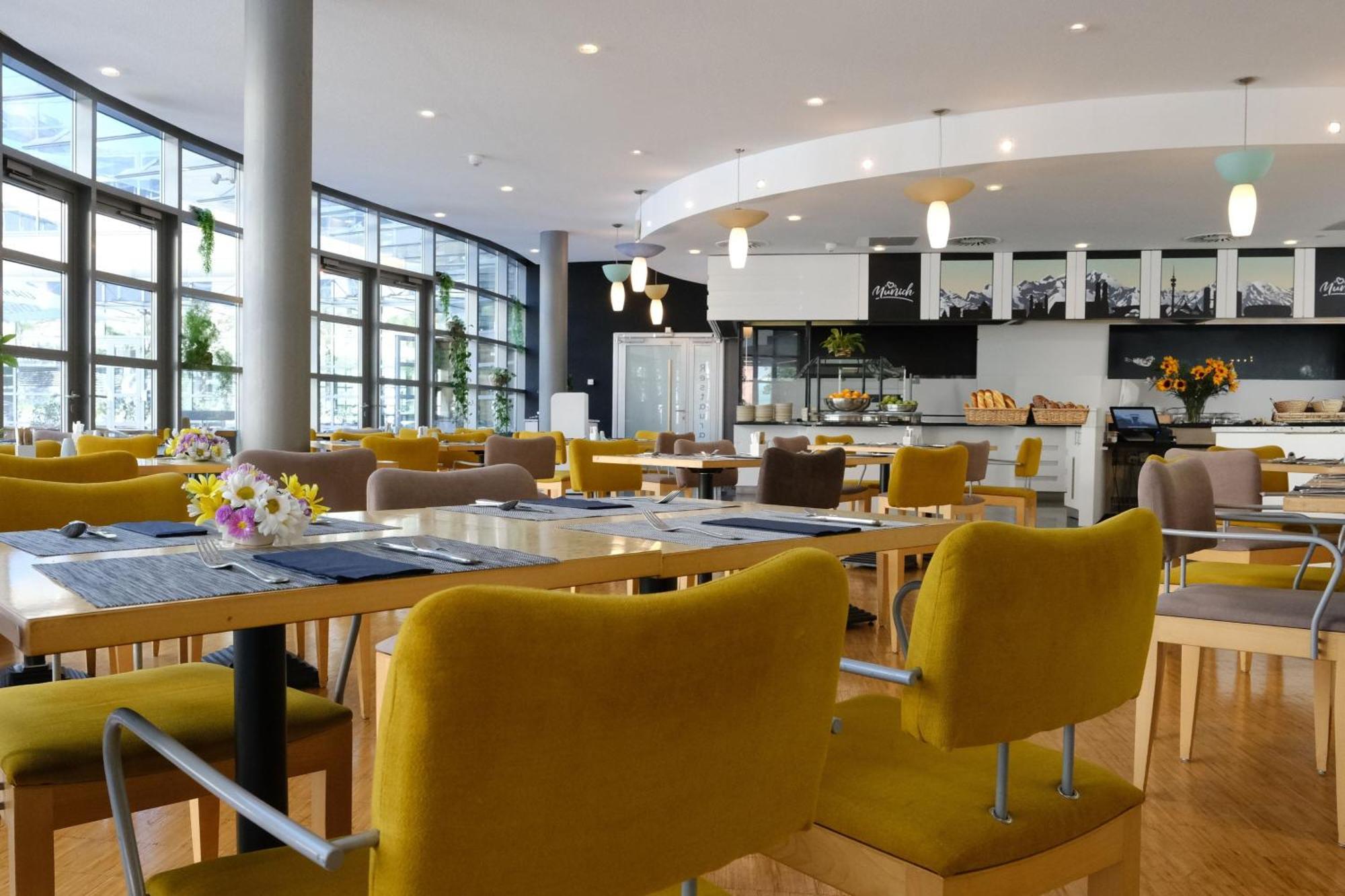 Four Munich Neue Messe Hotel Aschheim Exterior photo